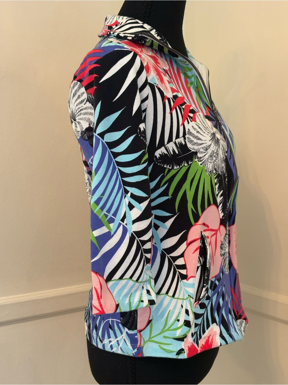 Onque Casuals Women’s Tropical Print Liteweight Zip Jacket -Sz S - Picture 5 of 10